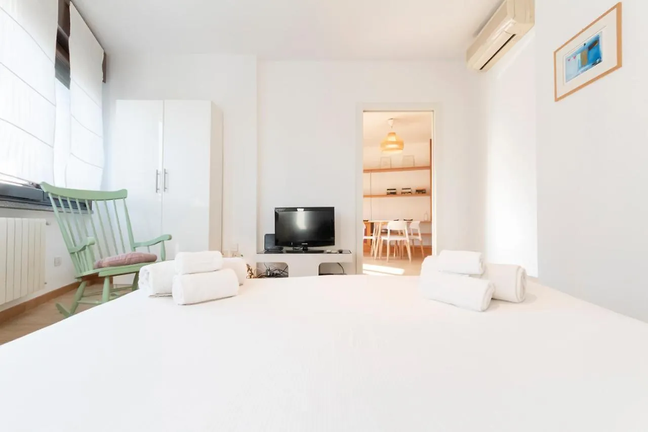 Marcona Apartment Mediolan