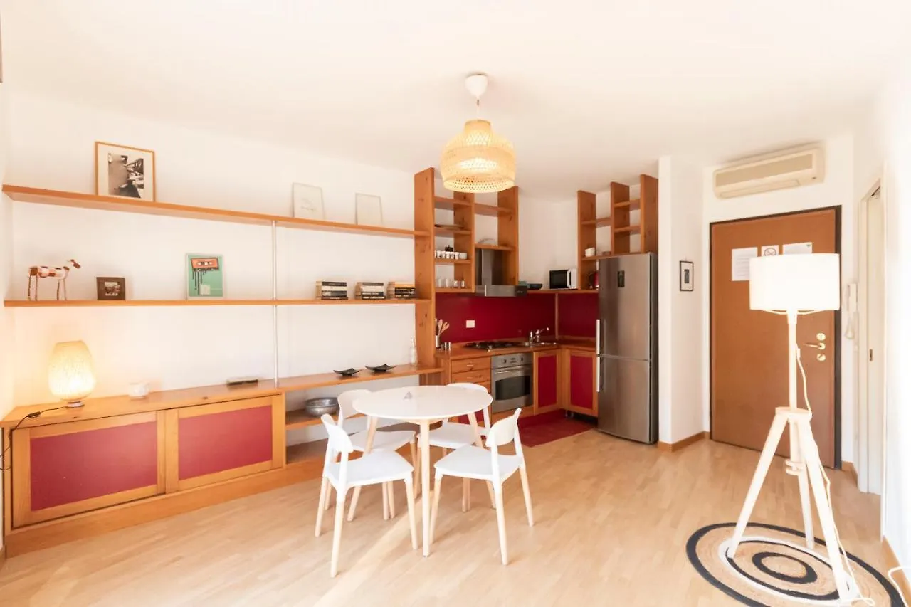 Marcona Apartment Mediolan