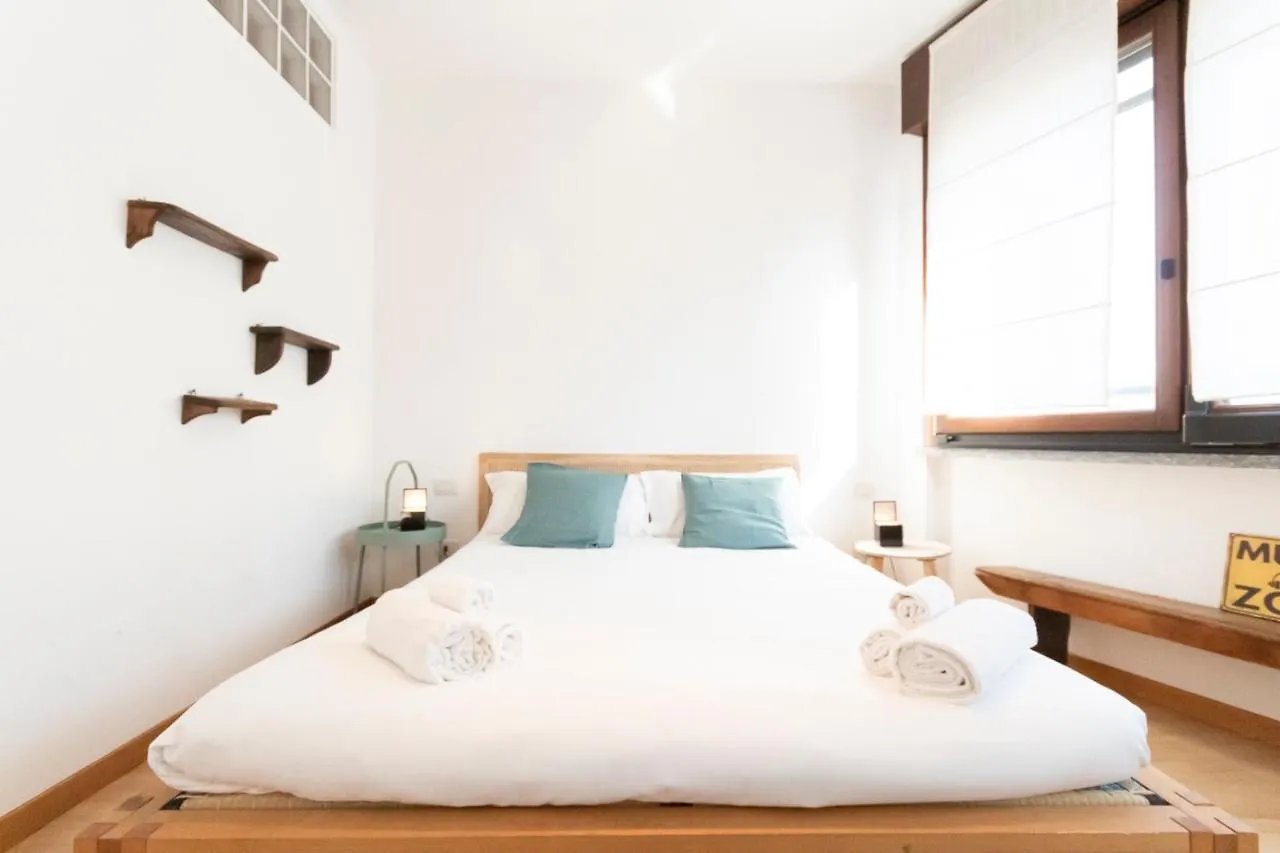 Marcona Apartment Mediolan